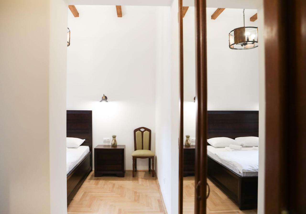 Contessa Central Studio Cluj-Napoca Ngoại thất bức ảnh