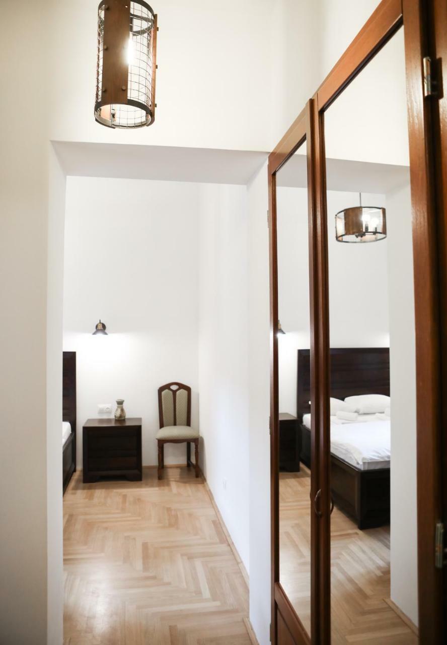 Contessa Central Studio Cluj-Napoca Ngoại thất bức ảnh