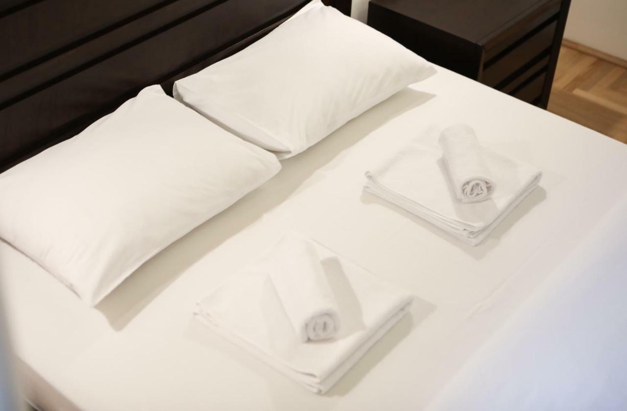Contessa Central Studio Cluj-Napoca Ngoại thất bức ảnh
